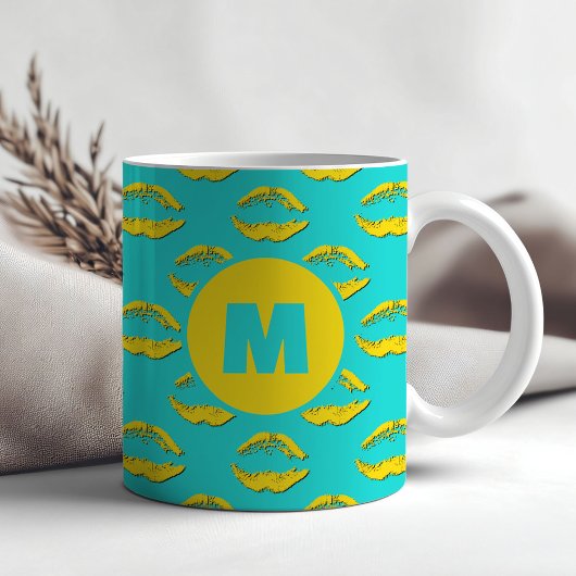 Turquoise & Yellow XOXO Kissing Lips Personalized Koffiemok