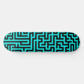 Turquoise zwarte doolhof lijnen persoonlijk skateboard (Horizontaal)