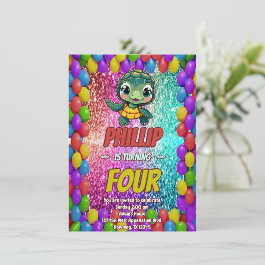 Turtle aangepaste karakter verjaardag uitnodiging (Staand voorkant)