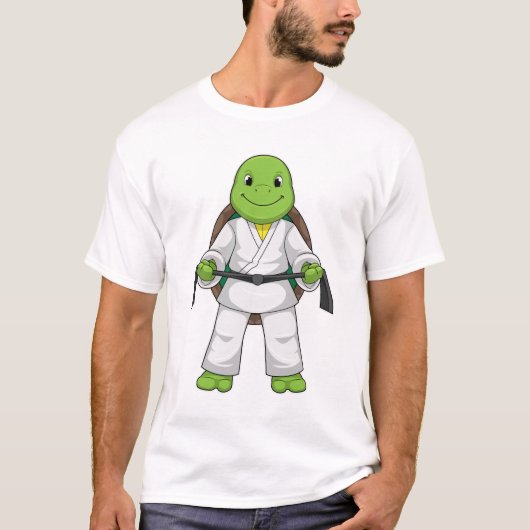 Turtle at Martial kuns with black Belt T-shirt (Voorkant)