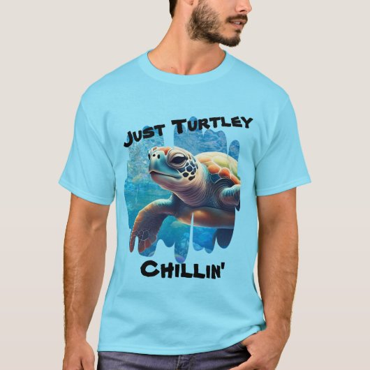 Turtle Chillin' Zee Turtle Close-Up T-Shirt (Voorkant)