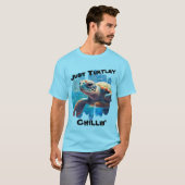 Turtle Chillin' Zee Turtle Close-Up T-Shirt (Voorkant volledig)