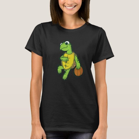 Turtle plays and loves Basketball T-shirt (Voorkant)