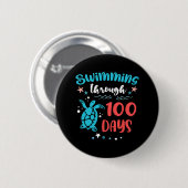 Turtle Sea Swimming Through 100 Days Of School Tea Ronde Button 5,7 Cm (Voorkant /achterkant)