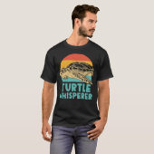 Turtle Turtle Whisperer Retro T-shirt (Voorkant volledig)