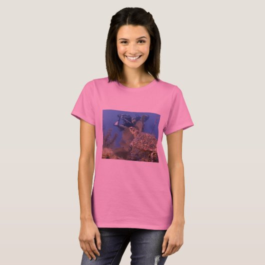 Turtle vondt diver T-shirt (Voorkant volledig)