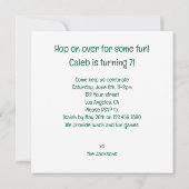 Turtles celebrating birthday with cake and hats kaart (Achterkant)