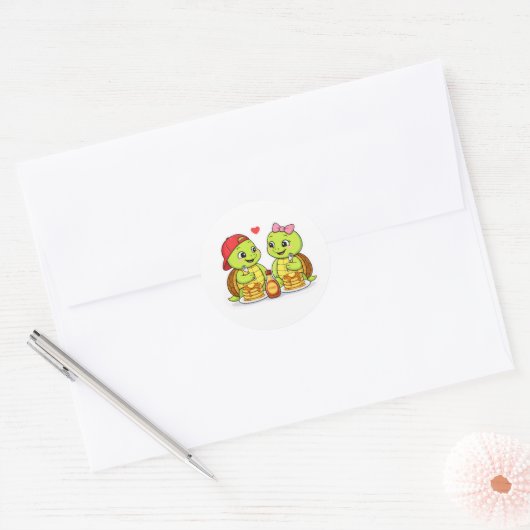 Turtles enjoying breakfast together ronde sticker (Envelop)
