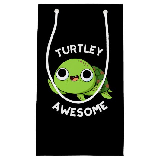 Turtley Geweldige Funny Turtle Pun Dark BG Klein Cadeauzakje (Voorkant)