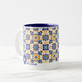 Tuscan Verve Vibrant Scrollwork Mediterranean Tweekleurige Koffiemok (Voorkant links)