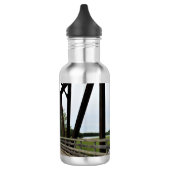 Tussen de Bars van Roest Waterfles (Links)