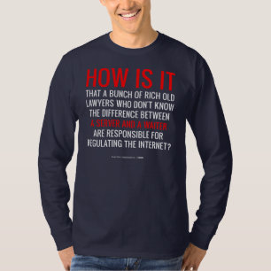 Tussen een server en een ober t-shirt