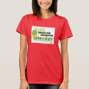 Tussen een Walk en een Hard Pace T-shirt