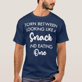tussen het zien als een snack en het eten van een  t-shirt