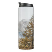 TUSSEN TWEE MOUNTAINEN THERMOSBEKER (Geroteerd rechts)