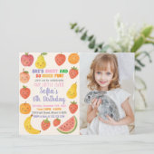 Tutti Frutti Verjaardag Uitnodiging met foto (Staand voorkant)