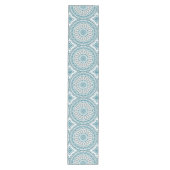 Tuurquoise en Crème Geometrisch Mandala Patroon Medium Tafelloper (Voorkant)