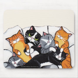 Tux en Tabby Cat Sleepover | Kat Art Mousepad Muismat