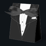 Tuxedo Bedankdoosjes<br><div class="desc">Dit smoking ontwerp is geweldig voor degenen die op zoek zijn naar formele geschenkdozen. Geweldig voor bruidegoms, vrijgezellen en verlovingsfeesten of afstuderen.</div>