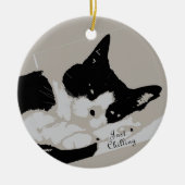 Tuxedo Cat Chilling Keramisch Ornament (Voorkant)