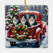 Tuxedo Cat Christmas Red Truck Holiday Keramisch Ornament (Voorkant)