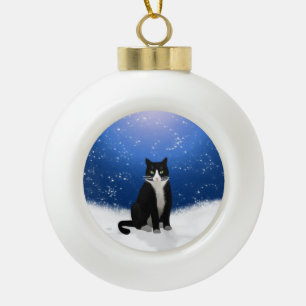 Tuxedo Cat in de sneeuw Keramische Bal Ornament