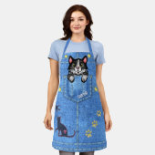 Tuxedo Cat in Faux Denim Pocket met eigen naam Schort (Gedragen)