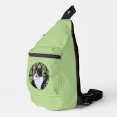 Tuxedo Cat in Window Painting Schattigee originele Sling Bag (Rechterhoek)
