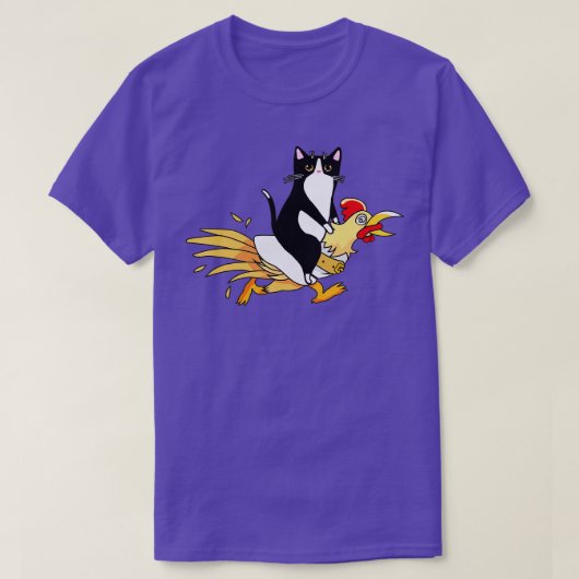 Tuxedo Cat Riding a Chicken for Men Women Catfathe T-shirt (Design voorkant)