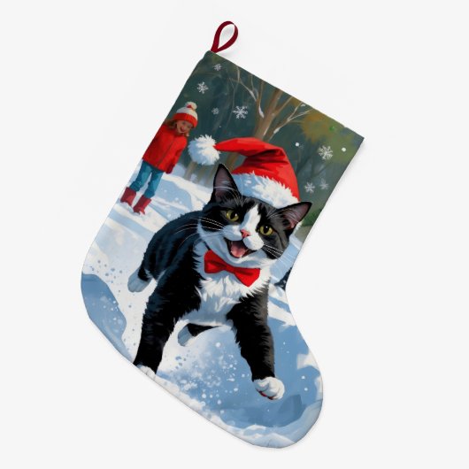 Tuxedo Cat Running in Snow met kerst Pet Grote Kerstsok (Voorkant (Hangend))