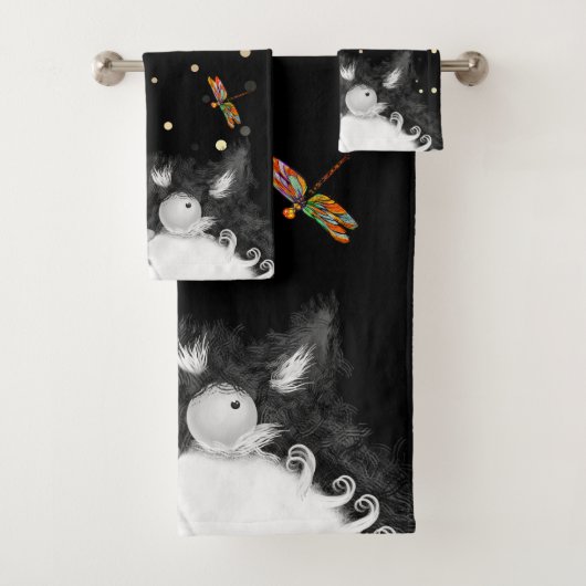 Tuxedo Cat Veroverd door Dragonfly Bad Handdoek (Insitu)