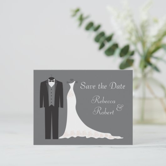 Tuxedo en Gown Wedding Save the Date Briefkaart (Staand voorkant)