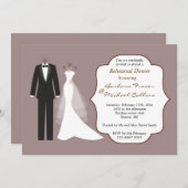 Tuxedo & gown on plum rehearsal Dinner Invitation Kaart (Voorkant / Achterkant)