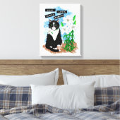 Tuxedo Kat en Lelies | Inspirerend prijsopgave Canvas Afdruk (Insitu (Slaapkamer))