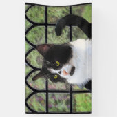Tuxedo Kat In Venster Schilderen Originele Dierenk Spandoek (Verticaal)