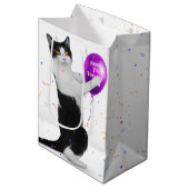 Tuxedo Kat met 7e Verjaardag Ballon Medium Cadeauzakje (Voorkant Gekanteld)