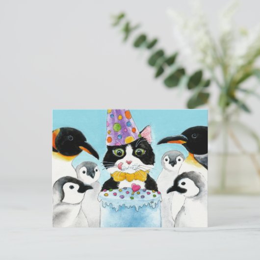 Tuxedo kat pinguins verjaardagstaart briefkaart (Staand voorkant)