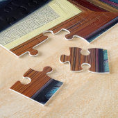 Tuxedo Kat Slapen op een Boek Tuin Schilderij Legpuzzel (Zijkant)