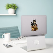 Tuxedo Kat van de Crypt – Rozen en Schedels Sticker (Laptop op bureau)
