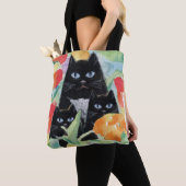 Tuxedo Kat & Zwarte Kittens in Waterverf Papavers Tote Bag (Dichtbij)