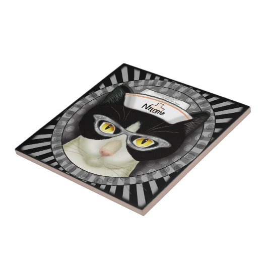 Tuxedo kattenverpleegkundige tegeltje (Zijkant)