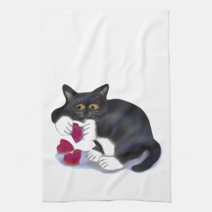 Tuxedo Kitten heeft drie Valentijn-Speelgoed voor Theedoek