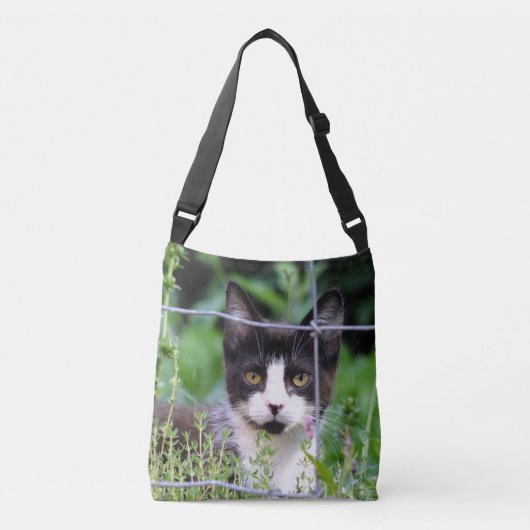 Tuxedo Kitten in de tuin Crossbody Bag Crossbody Tas (Voorkant)