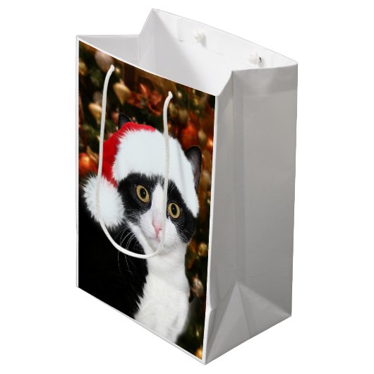 Tuxedo met kerstmis medium cadeauzakje (Voorkant Gekanteld)