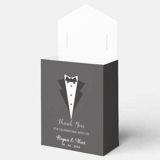 Tuxedo Wedding Favor Boxes (Bride Groom) Bedankdoosjes (Geopend)