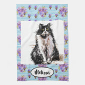 Tuxedo Zwart Wit Kat kunst Bloemen Dames Naam Theedoek (Verticaal)