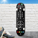 TV Afstandsbediening Zwart Modern Stijlvol Koel Persoonlijk Skateboard<br><div class="desc">Breng de wereld van entertainment naar buiten met dit coole skateboard met afstandsbediening. Het ontwerp ziet eruit als een typische afstandsbediening voor tv's en bevat knoppen,  pijlen,  cijfers en symbolen.</div>