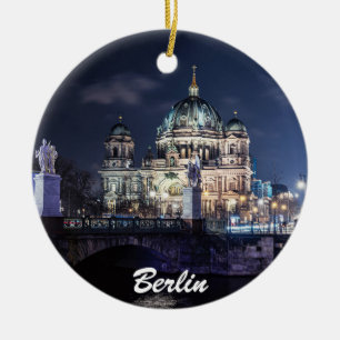 Tv-toren en kathedraal van Berlijn in Berlijn, Dui Keramisch Ornament