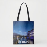 Tv-toren en museumeiland in Berlijn, Duitsland