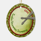 Twaalf drummers - Aangepast jaar Keramisch Ornament (Links)